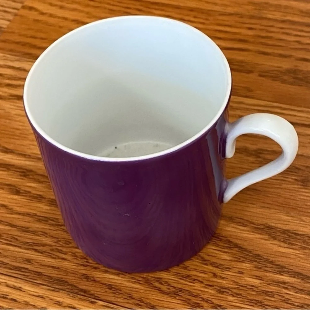 Crate&Barrel brand dinnerware color